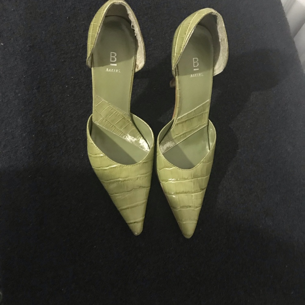 Bakers green crocodile pointy shoes